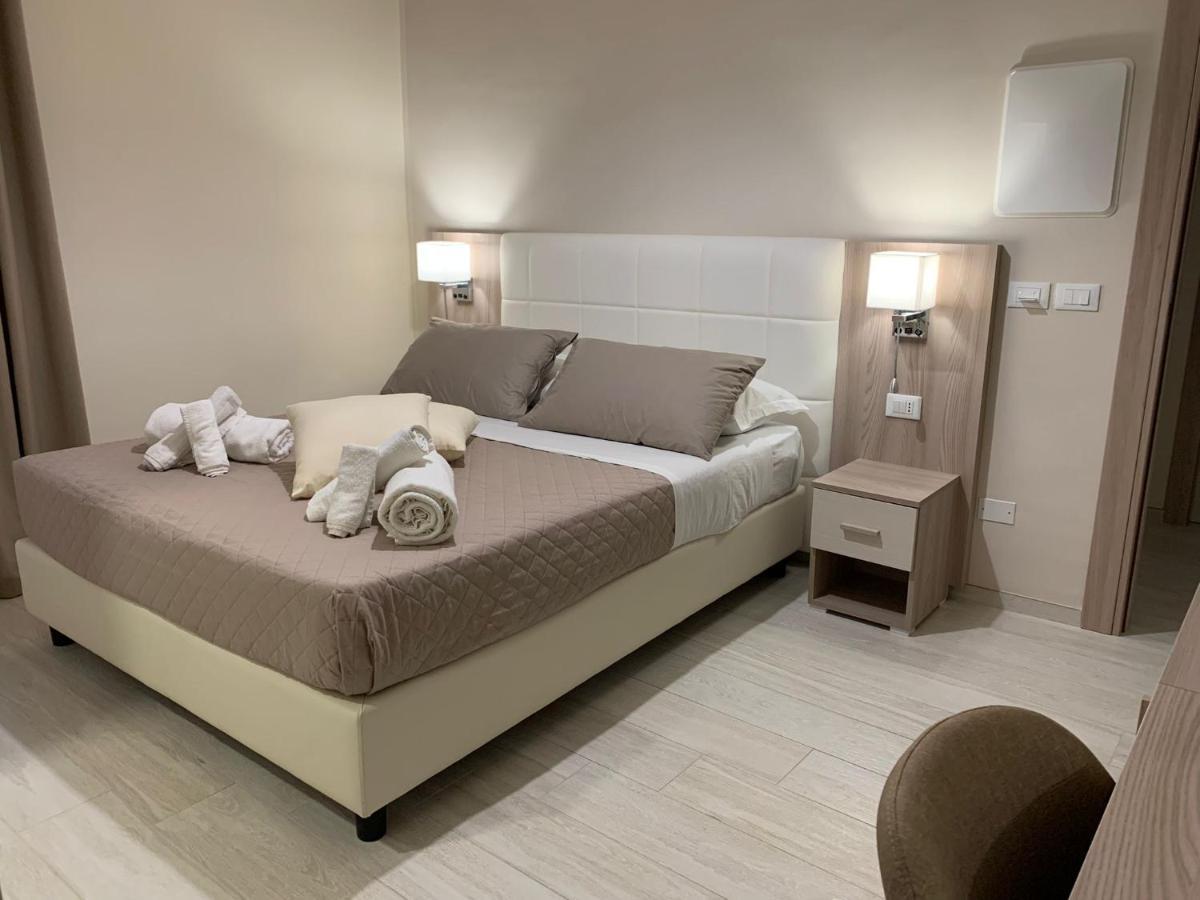 Luxury House Hotell Villapiana Exteriör bild