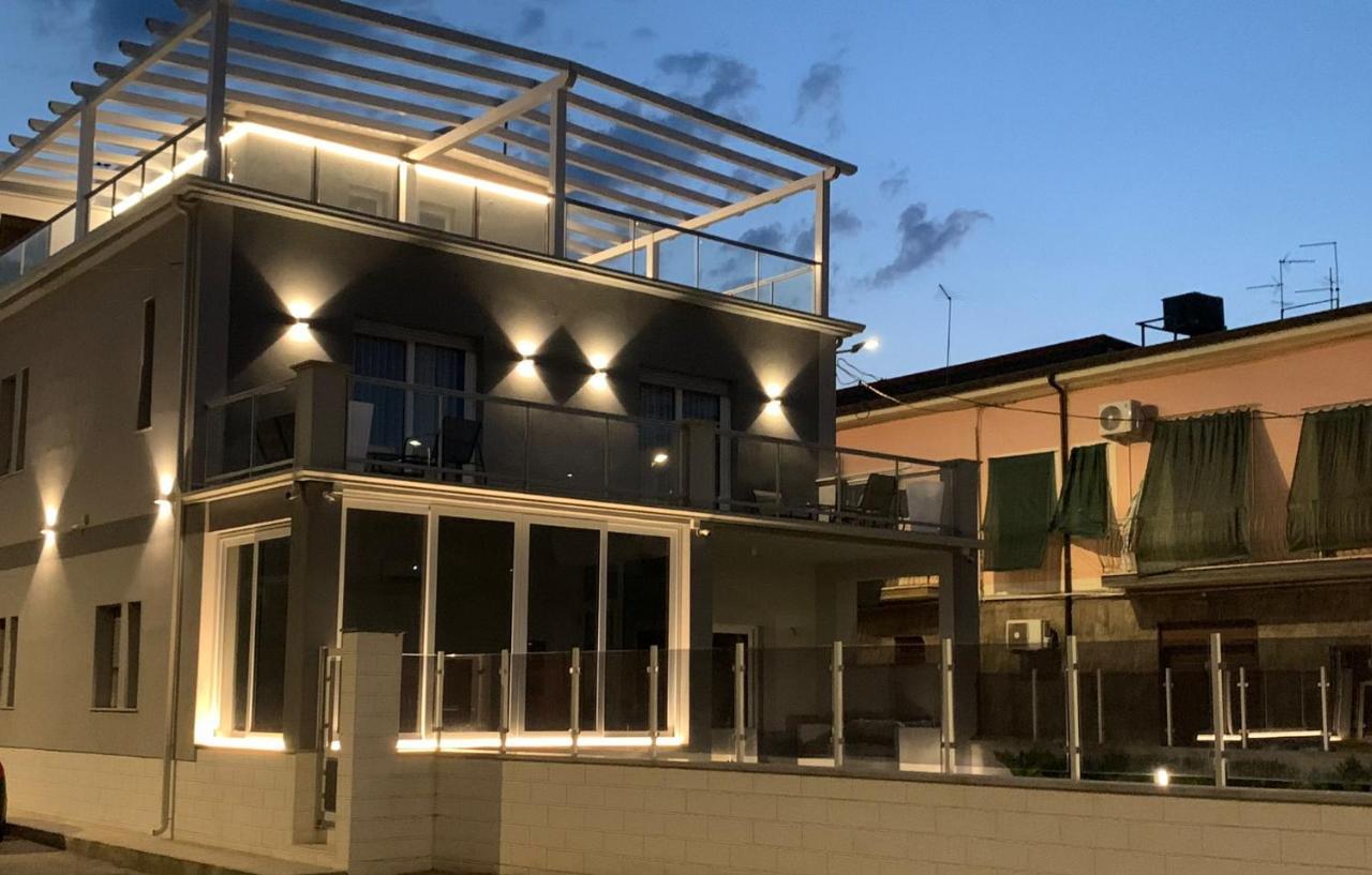 Luxury House Hotell Villapiana Exteriör bild
