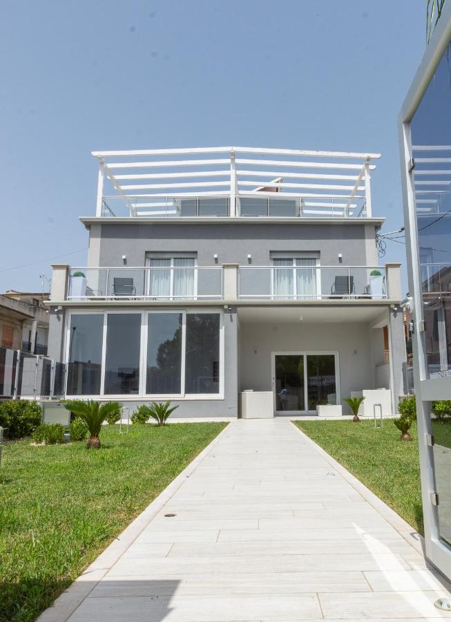 Luxury House Hotell Villapiana Exteriör bild