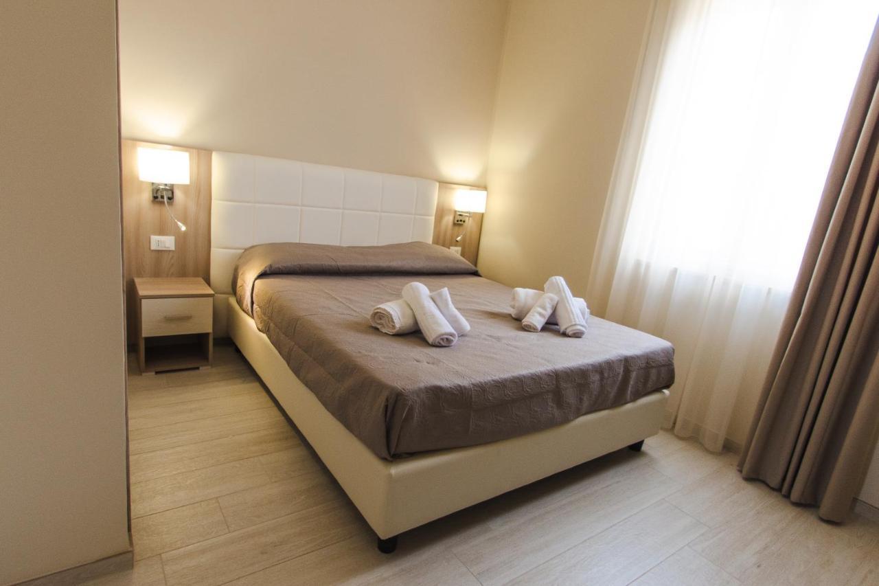 Luxury House Hotell Villapiana Exteriör bild