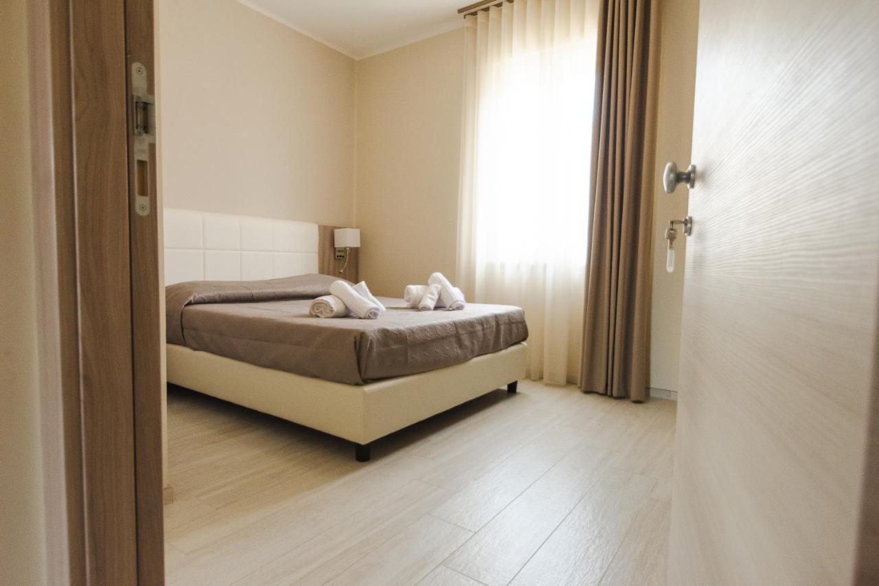 Luxury House Hotell Villapiana Exteriör bild