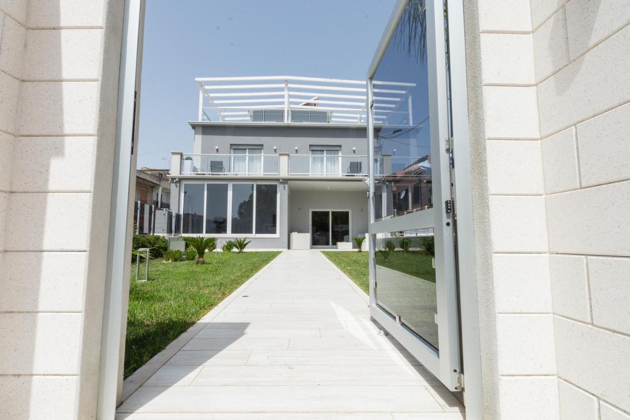 Luxury House Hotell Villapiana Exteriör bild