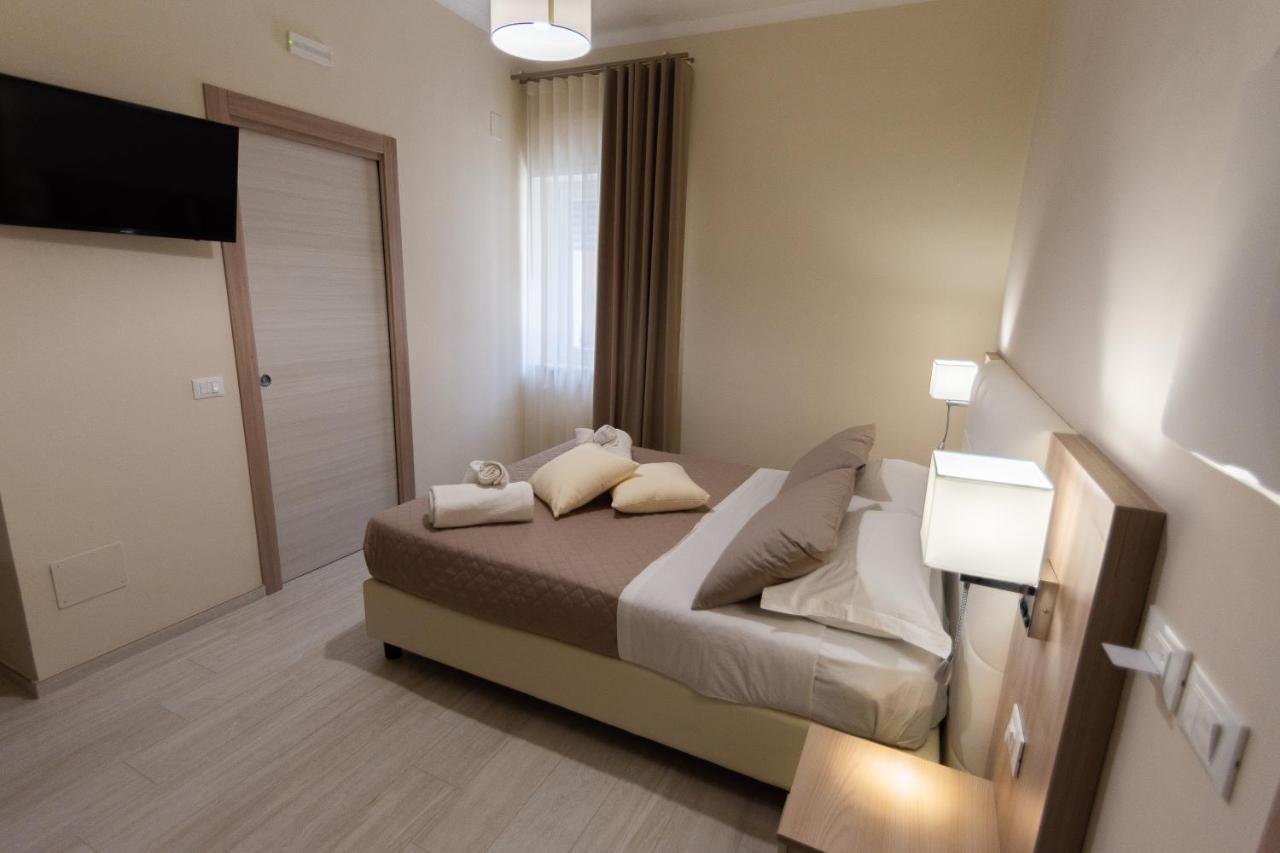 Luxury House Hotell Villapiana Exteriör bild
